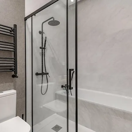 Chamberi V Calle Hartzenbusch 2br 2bh Appartamento