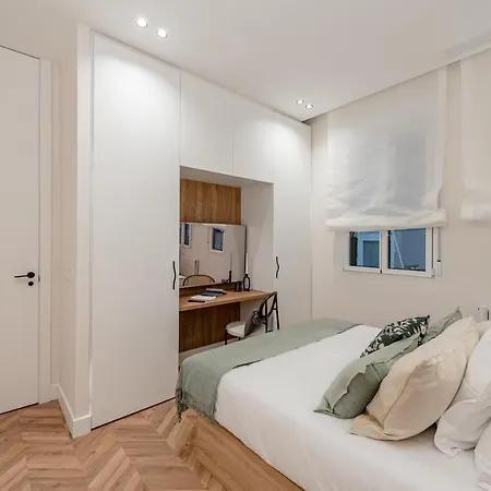 Chamberi V Calle Hartzenbusch 2br 2bh * Madrid