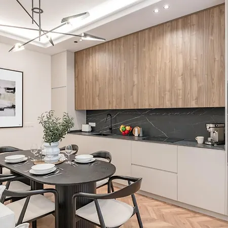 Chamberi V Calle Hartzenbusch 2br 2bh Appartamento Madrid