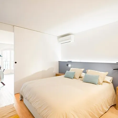 Ever House - Atocha2 Superb Location Apartment Madrid