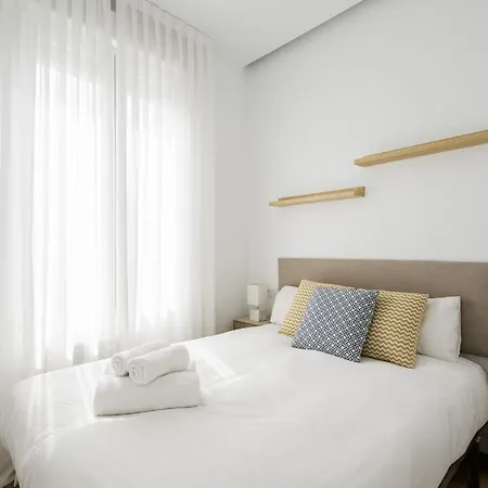 Apartamento Reformado En El Retiro Apartment *
