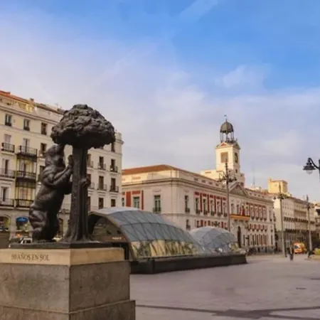 Con Encanto Junto A La Plaza Mayor * Madrid
