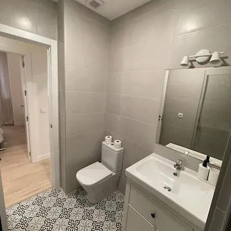 Apartment Cool Duplex 7pax En Calle Monteleon/centro *