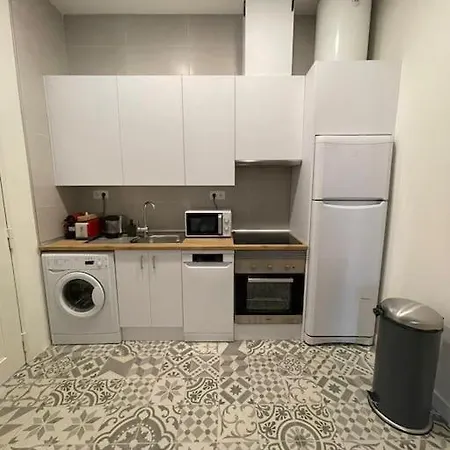 Cool Duplex 7pax En Calle Monteleon/centro Apartment *