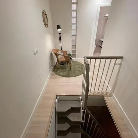 Apartment Cool Duplex 7pax En Calle Monteleon/centro