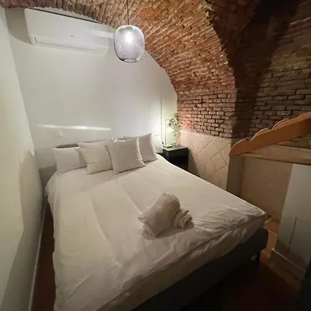 Apartment Cool Duplex 7pax En Calle Monteleon/centro *