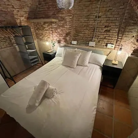Cool Duplex 7pax En Calle Monteleon/centro * Madrid