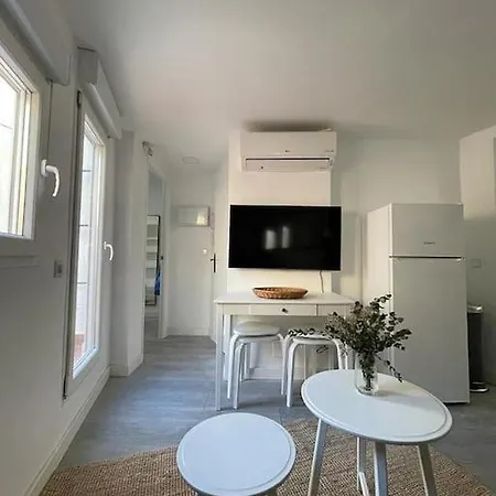 Apartment Atico C/silva 3pax Terraza Esquina Gran Via