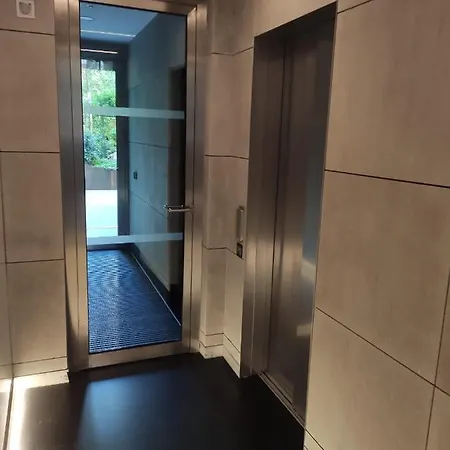 Jorge Juan Prime, By Presidence Apartamento