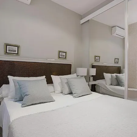 Genteel Huertas * Madrid