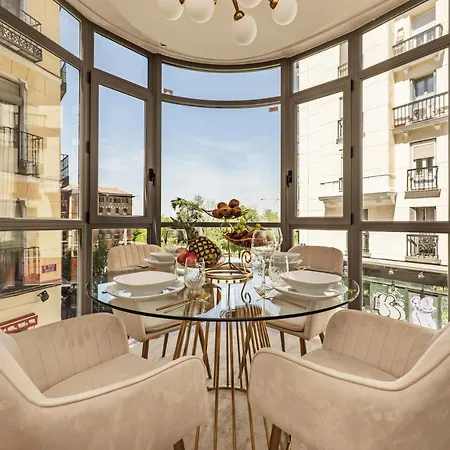 Luxury In Barrio Palacio *