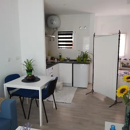 Apartamento Vacacional En La Zona De Rio. Apartamento Madrid