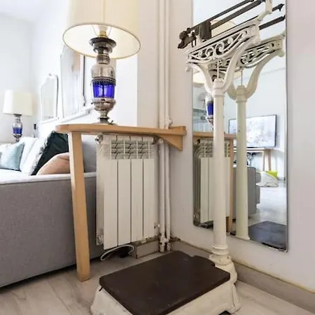 Precioso Apartamento Situado A 15min Puerta Sol Madrid