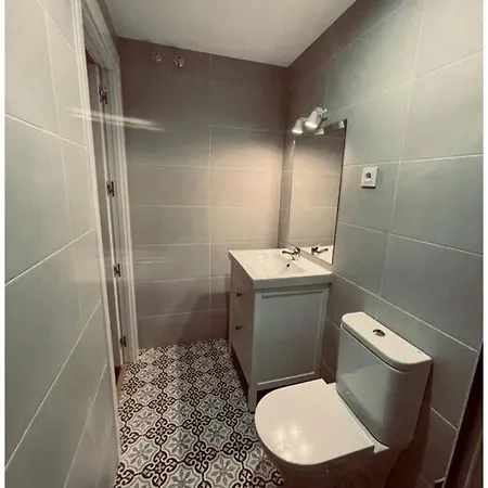 Apartment New&cool Piso En El Centro De 9pax Madrid