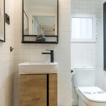 Wide And Modern -1bd 1,5 Bth- Malasana *