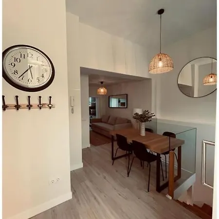 New&cool Piso En El Centro De 9pax Apartment *