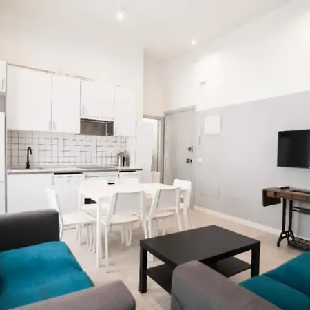 Apartment 3dormitorios 2banos -malasana-velar