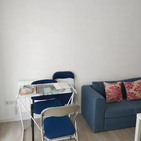 Apartamento Vacacional En La Zona De Rio. Apartamento Madrid