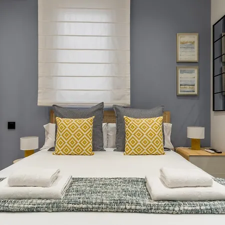 Wide And Modern -1bd 1,5 Bth- Malasana Madrid