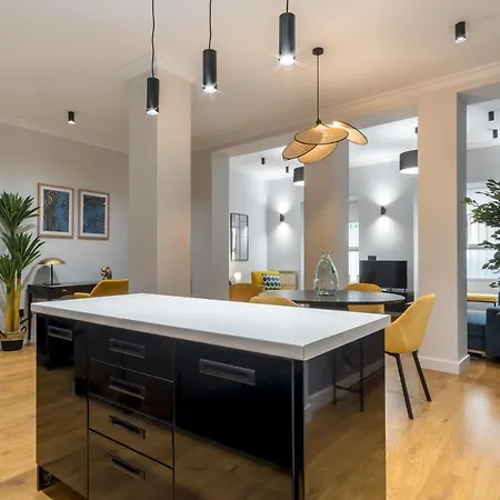 Wide And Modern -1bd 1,5 Bth- Malasana Madrid