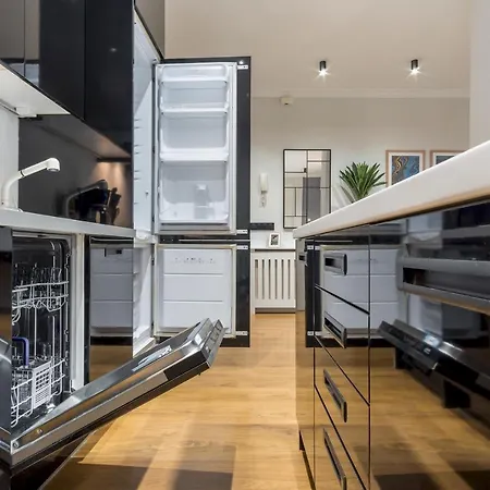 Wide And Modern -1bd 1,5 Bth- Malasana Apartment *