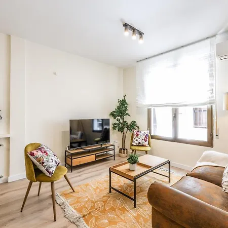 Tirso De Molina Apartment *