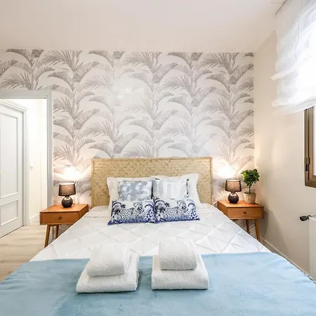 Apartment Tirso De Molina Madrid