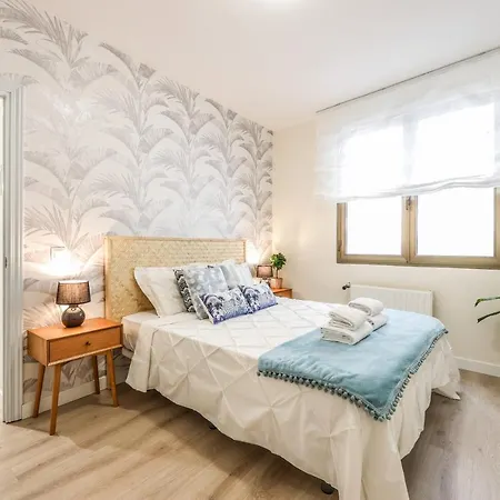 Tirso De Molina Apartment *