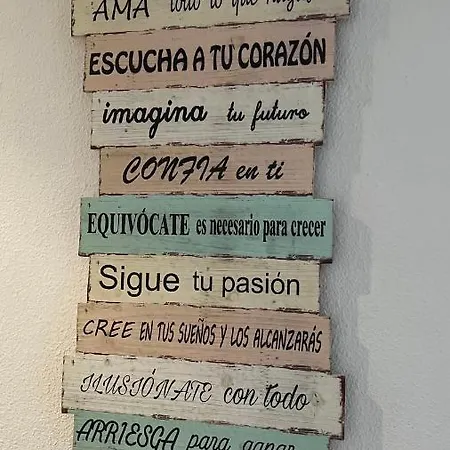 Deyanira Suite, Aeropuerto, Ifema Apartment