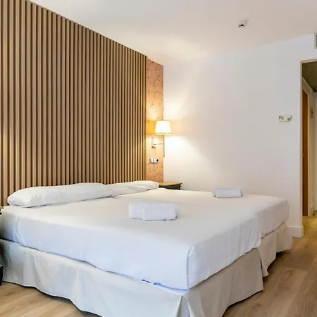 H-a Quo Apartmanhotel