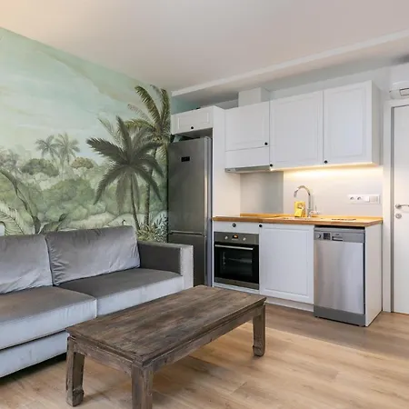 H-a Quo Apartmanhotel