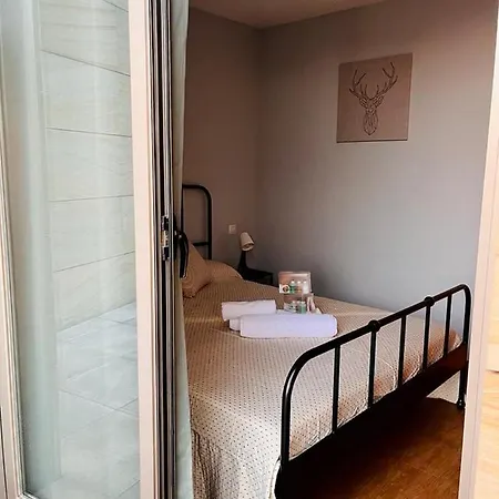 1 Apartment *