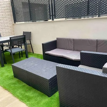 Moderno Loft En Barajas Apartment