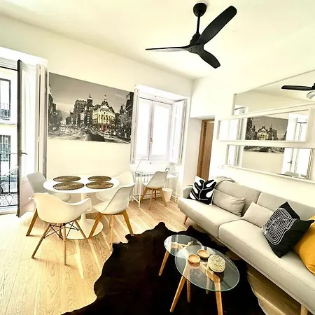 Espectacular Piso De Diseno Al Lado De La Catedral Apartment Madrid