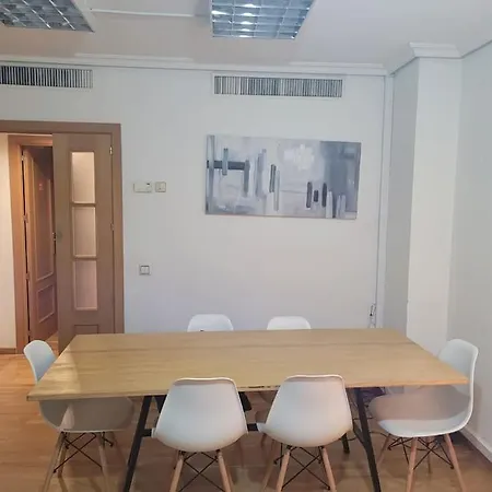 Apartamento De 2 Con Bano Privado *