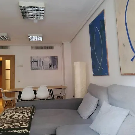 Apartamento De 2 Con Bano Privado * Madrid
