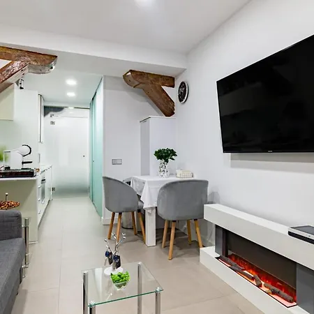 Modern Loft Near Puerta Del Sol * Madrid