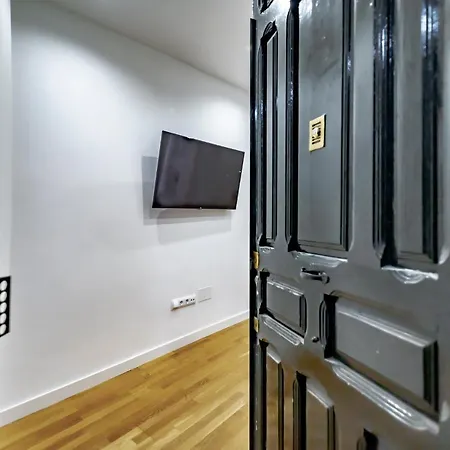 Apartamento Moderno En Barrio Salamanca By Exyca
