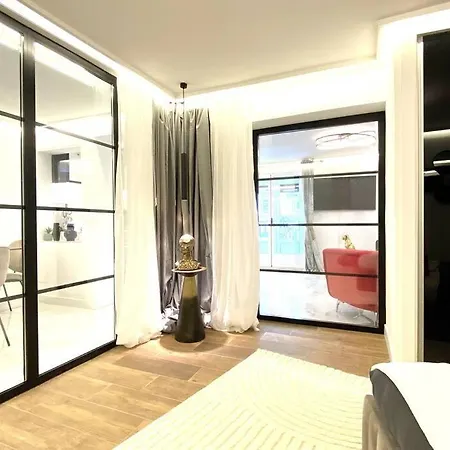 Gran-via Luxury Flat 3bd City Center + Terrace + Ac Apartment *
