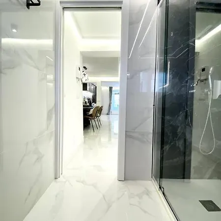 Gran-via Luxury Flat 3bd City Center + Terrace + Ac Apartment *