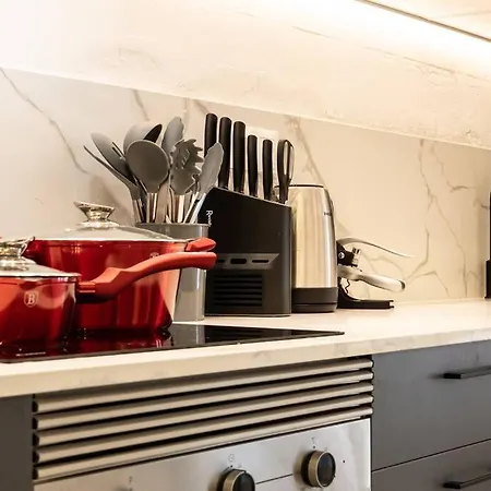 Gran-via Luxury Flat 3bd City Center + Terrace + Ac * Madrid