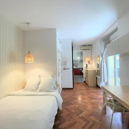 Exclusivo Y Acogedor Con Balcon En Chueca, Con Aire Acondicionado Y Calefaccion Apartment *