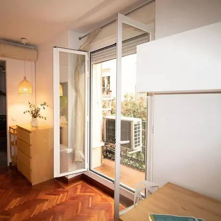 Exclusivo Y Acogedor Con Balcon En Chueca, Con Aire Acondicionado Y Calefaccion Madrid