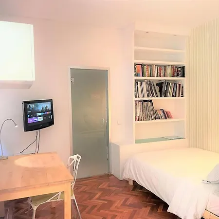 Exclusivo Y Acogedor Con Balcon En Chueca, Con Aire Acondicionado Y Calefaccion Apartment *
