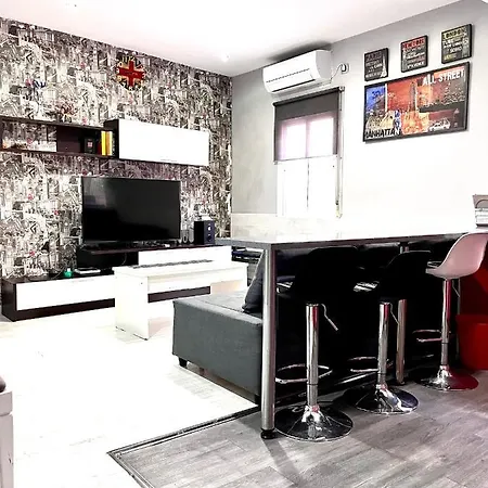Apartamento En Tetuan, Cerca De Plaza De Castilla.