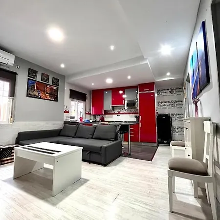 Apartamento En Tetuan, Cerca De Plaza De Castilla. Apartment