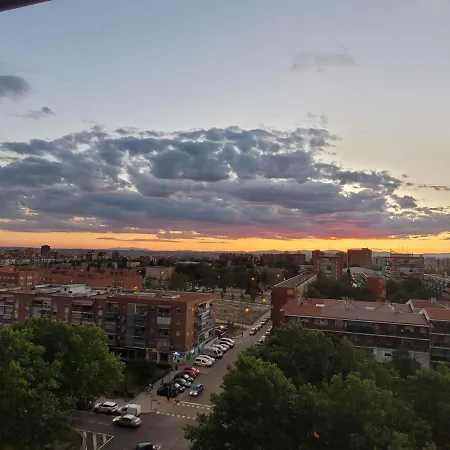 Entero En Madrid, Con Acceso Privado *