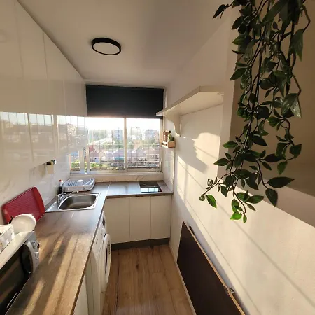 Entero En Madrid, Con Acceso Privado Bed & Breakfast