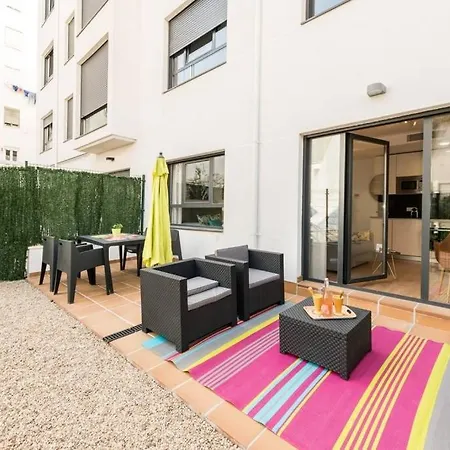 Apartment Chamberi Con Jardin C By Regalatemadrid *