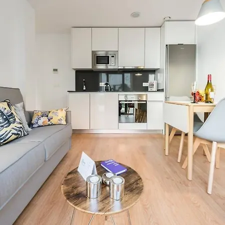 Chamberi Con Jardin C By Regalatemadrid Apartment *
